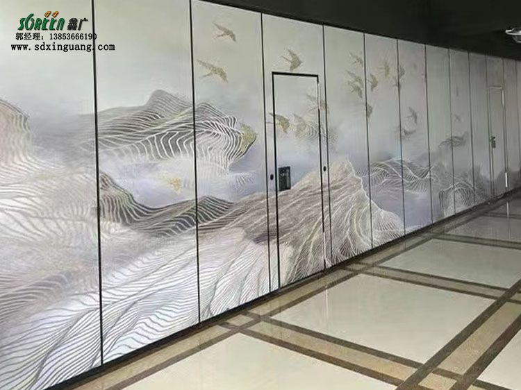 濰坊活動(dòng)隔斷廠家酒店活動(dòng)隔斷墻，展廳折疊推拉門，移動(dòng)屏風(fēng)高隔